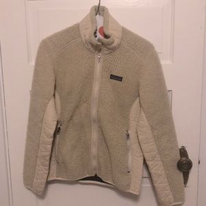 Cream Patagonia Fleece Small
